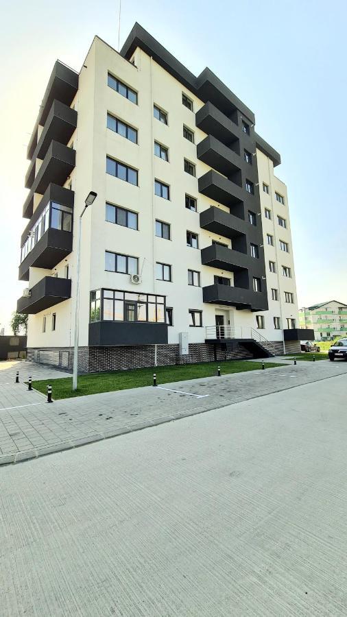 Bright Stylish Apartment In Pitesti ปีเตช ภายนอก รูปภาพ