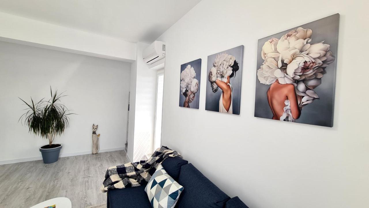 Bright Stylish Apartment In Pitesti ปีเตช ภายนอก รูปภาพ