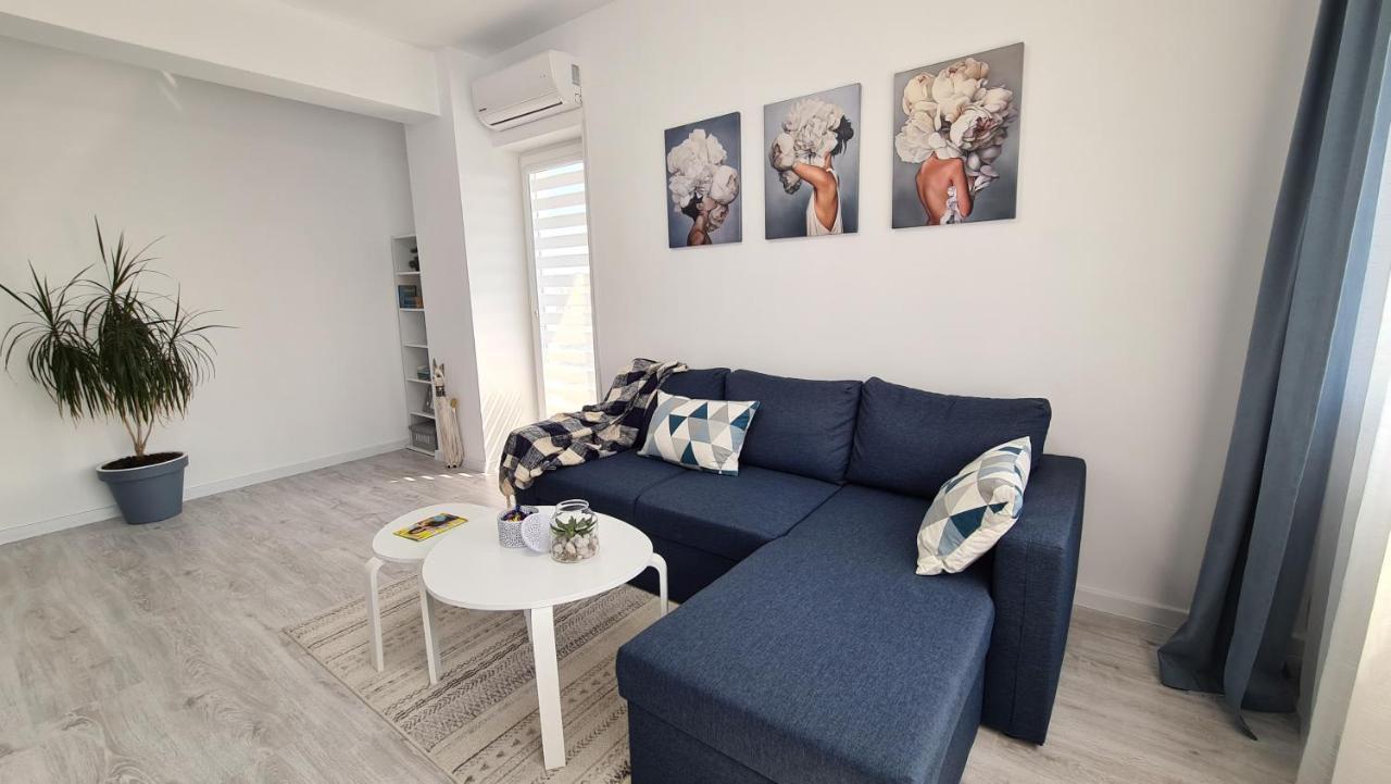 Bright Stylish Apartment In Pitesti ปีเตช ภายนอก รูปภาพ